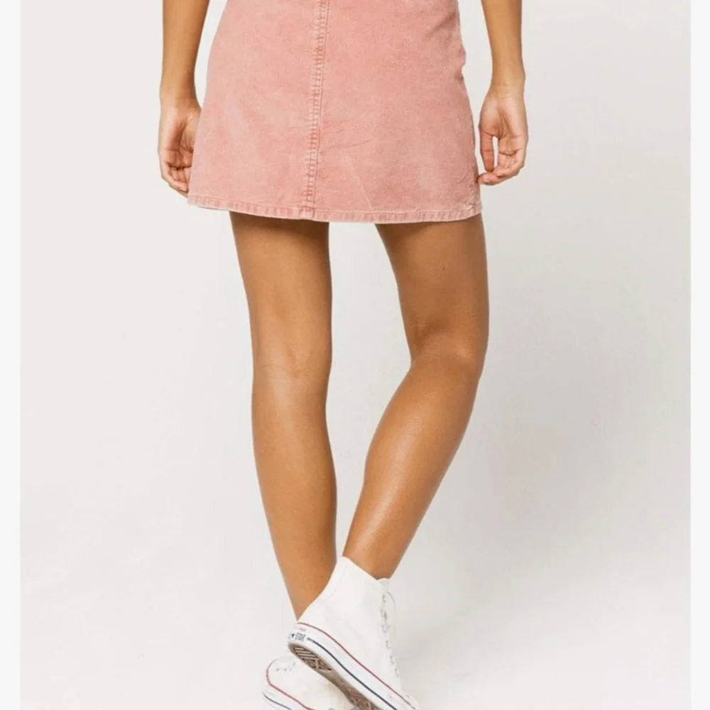Roxy “Unforgettable Fall” Pink Corduroy Skirt – Size Small